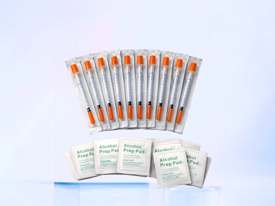 Siringhe e tamponi disinfettanti